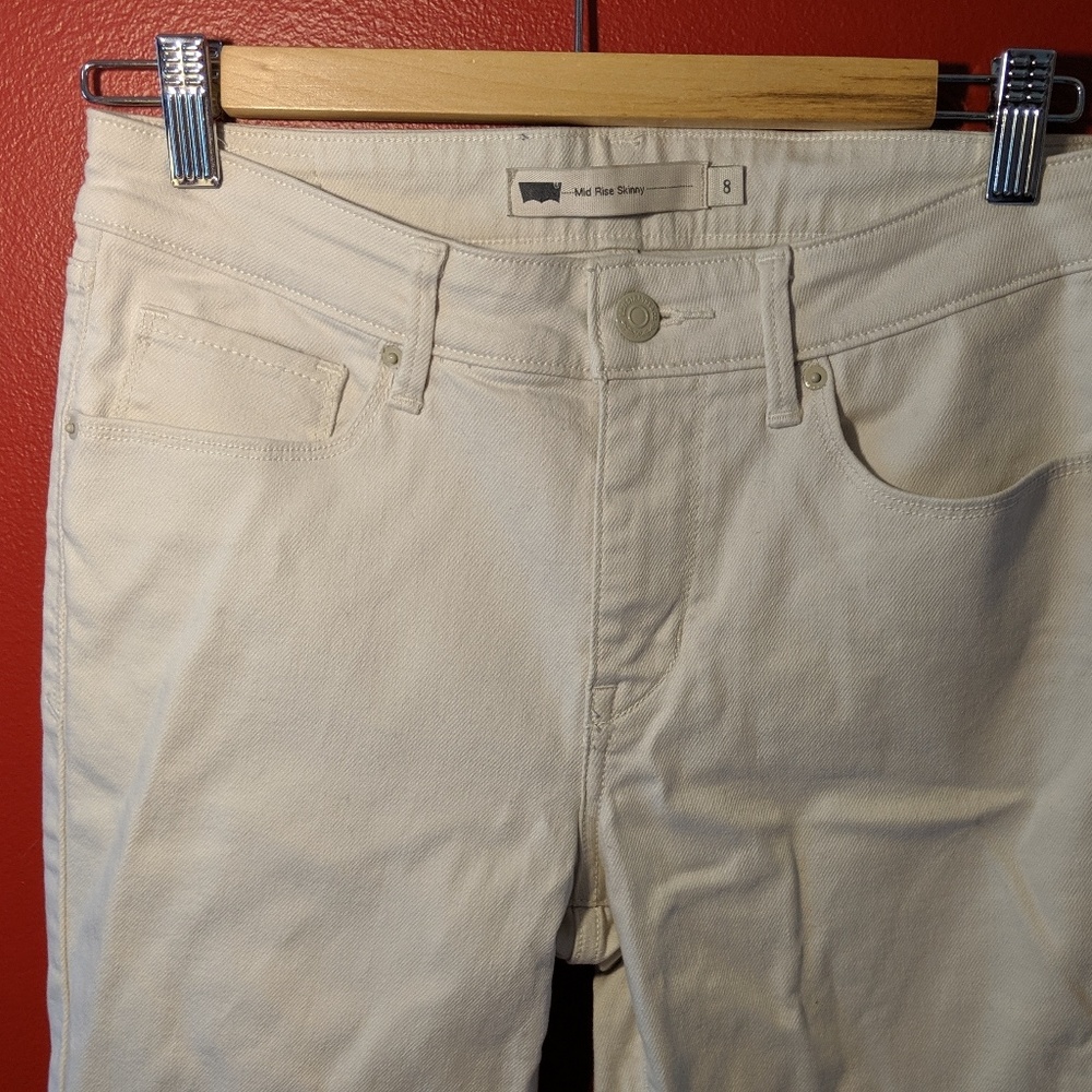 Levi's White Mid Rise Skinny Jeans